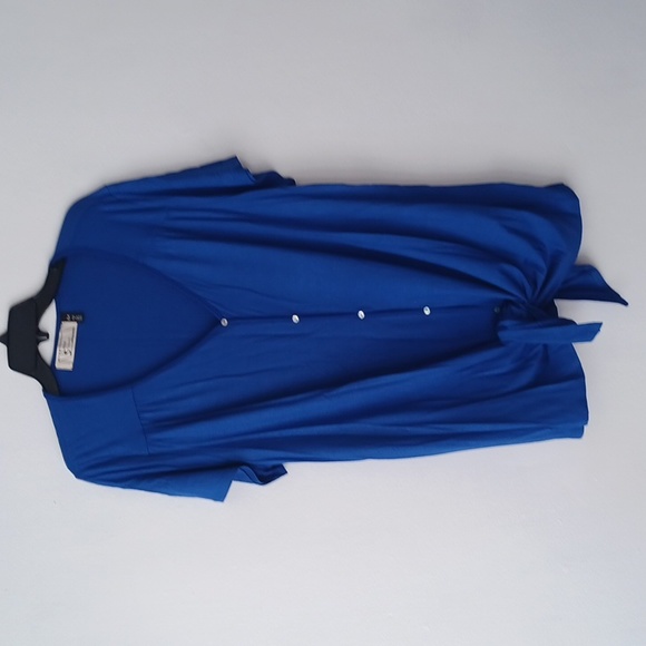 Urban Studios BUNDLE of (2) tops tie front  plus size button shirts - Picture 7 of 13